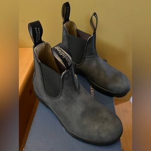 New Blundstone 587 Rustic Black Size 5.5AUS (8.5US)Women (6.5US) Men